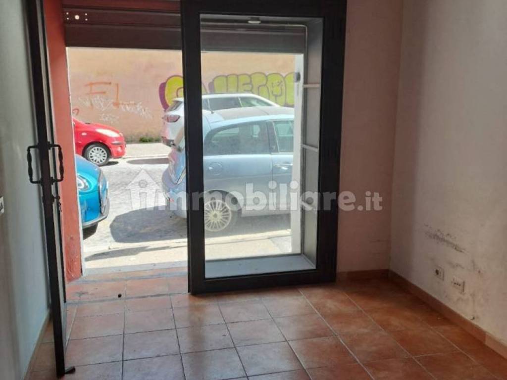 negozio in vendita a Roma in zona Celio