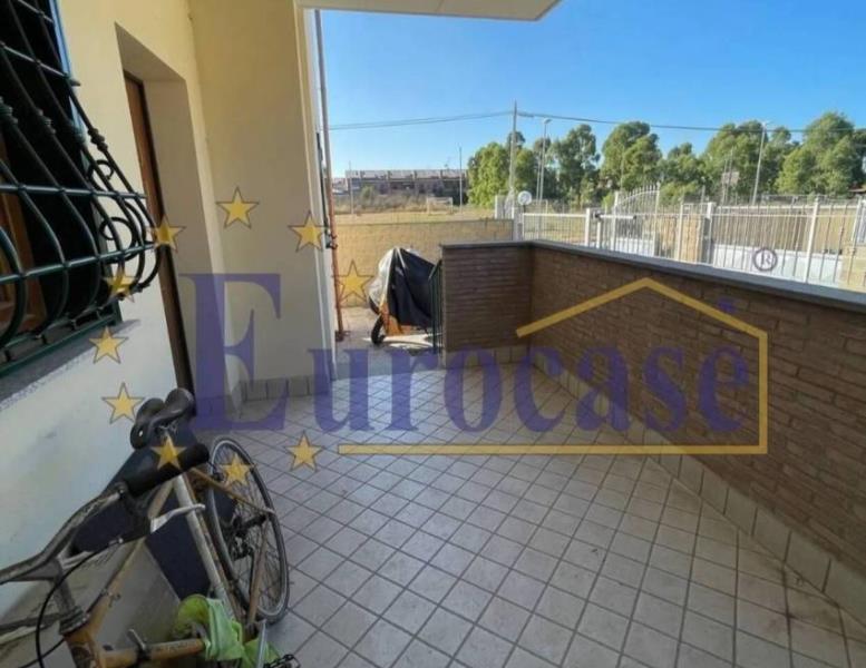 appartamento in vendita a Roma in zona Ostia Antica