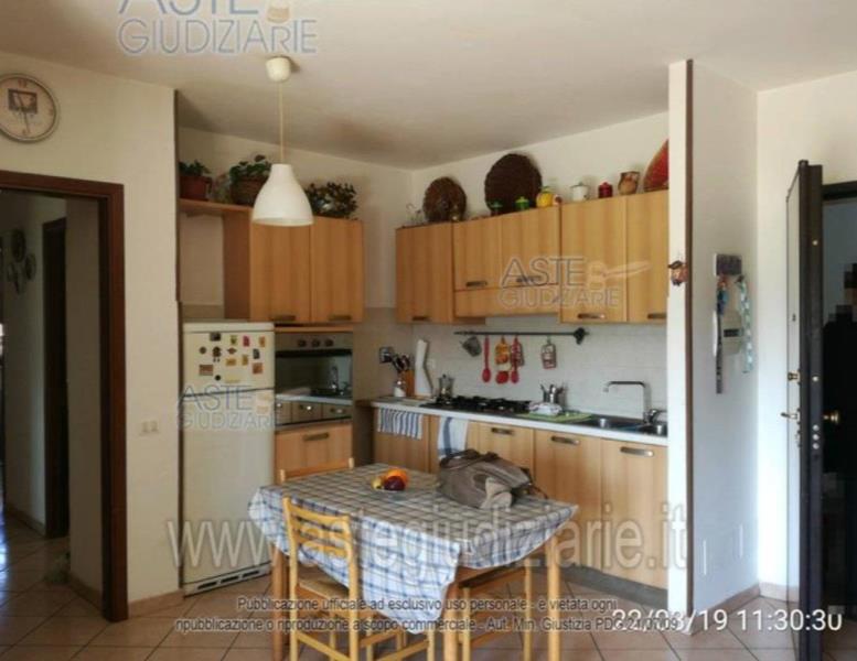 appartamento in vendita a Roma in zona Finocchio