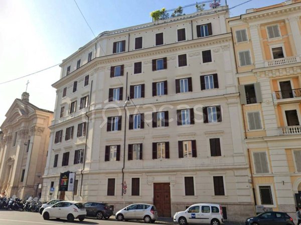 appartamento in vendita a Roma in zona Castro Pretorio