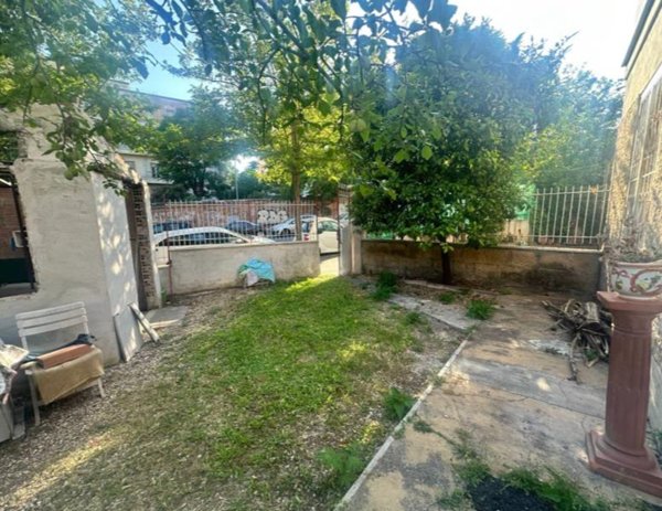 appartamento in vendita a Roma in zona Gianicolense