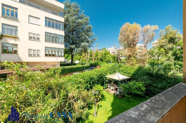 appartamento in vendita a Roma in zona Tor di Quinto