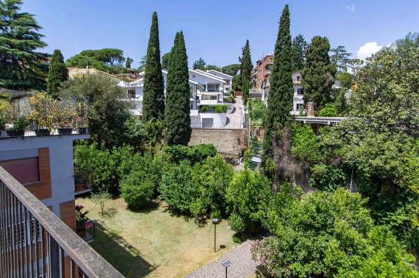 appartamento in vendita a Roma