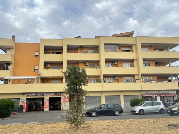 appartamento in vendita a Roma in zona Dragoncello