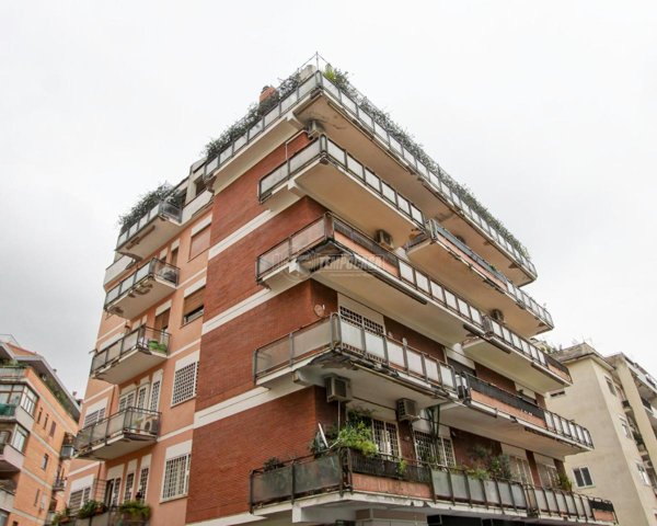 appartamento in vendita a Roma in zona Della Vittoria