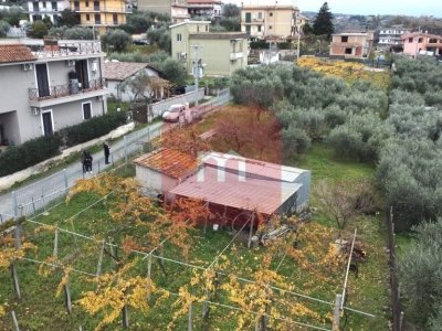 locale di sgombero in vendita a Roma in zona Finocchio