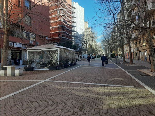 negozio in vendita a Roma in zona Don Bosco