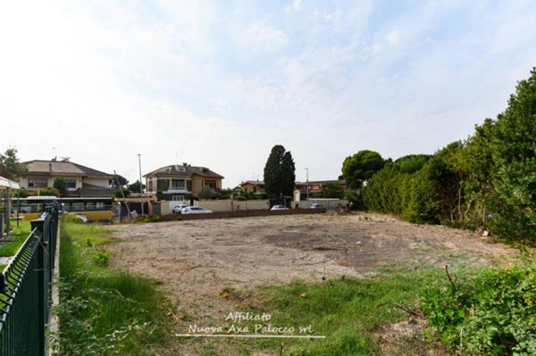 terreno agricolo in vendita a Roma in zona Axa