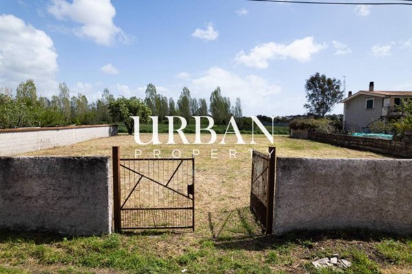 terreno agricolo in vendita a Roma in zona Casal Palocco