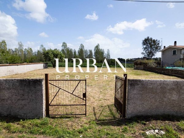 terreno agricolo in vendita a Roma in zona Casal Palocco
