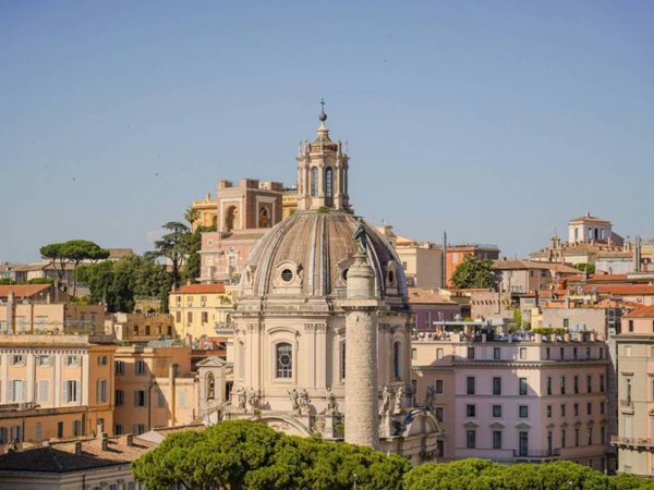 appartamento in vendita a Roma in zona Rione Monti/Campitelli