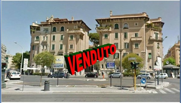 appartamento in vendita a Roma in zona Appio Latino