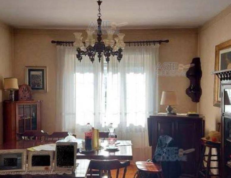 appartamento in vendita a Roma in zona Torre Spaccata