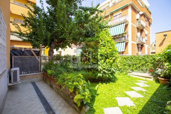 appartamento in vendita a Roma in zona Monte Sacro/Talenti