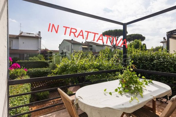 casa indipendente in vendita a Roma in zona Casal Palocco