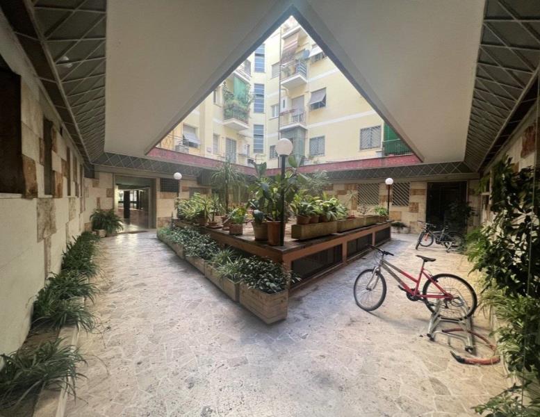 appartamento in vendita a Roma in zona Collatino