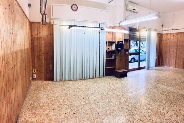 negozio in vendita a Roma in zona Celio