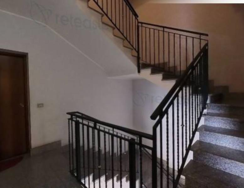 appartamento in vendita a Roma in zona Tomba di Nerone