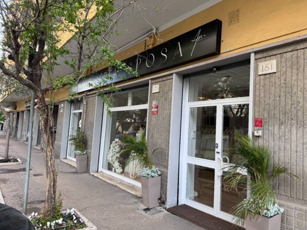 negozio in vendita a Roma in zona Ostia