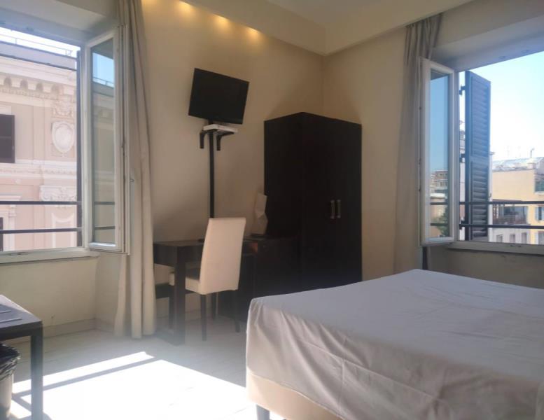 appartamento in vendita a Roma in zona Castro Pretorio