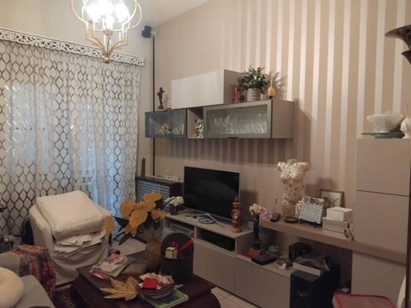 appartamento in vendita a Roma in zona Ostiense