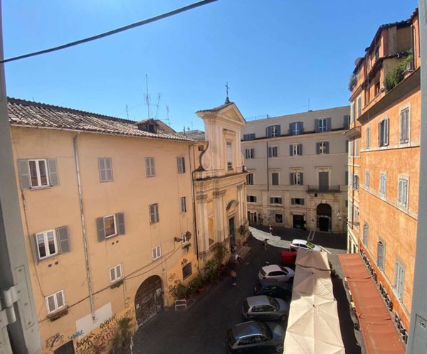 appartamento in vendita a Roma in zona Trastevere