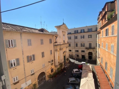 appartamento in vendita a Roma in zona Trastevere