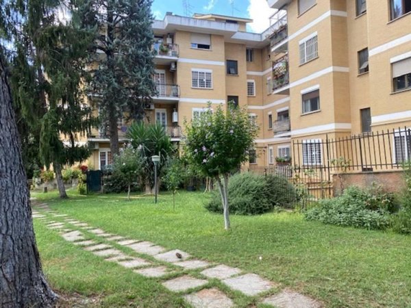 appartamento in vendita a Roma in zona Salario