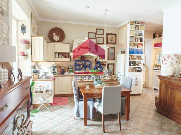 appartamento in vendita a Roma in zona Torre Maura