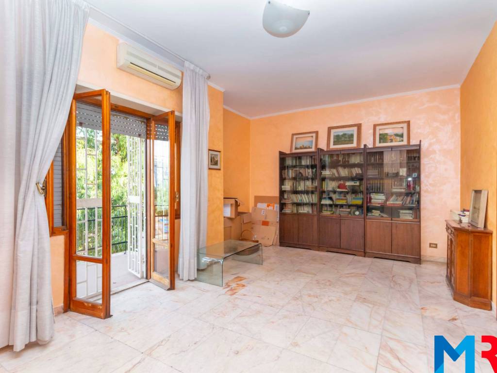 appartamento in vendita a Roma in zona Vigna Murata
