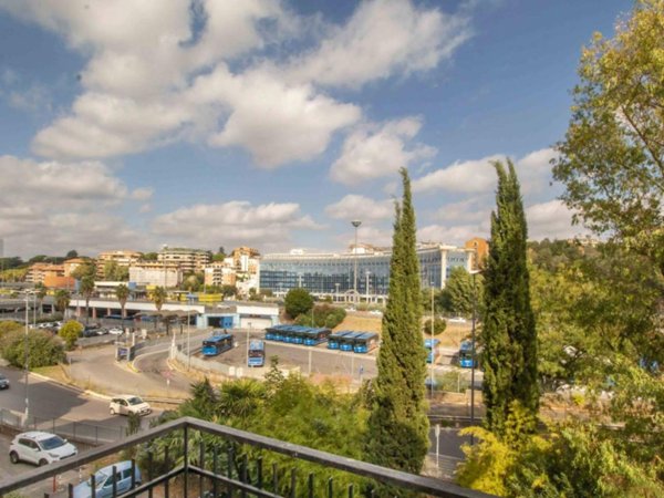 appartamento in vendita a Roma in zona Vigna Murata