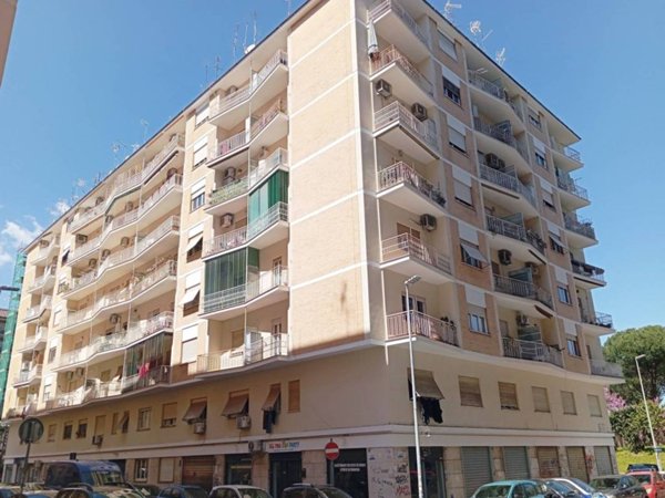 appartamento in vendita a Roma in zona Collatino
