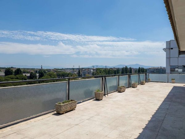 appartamento in vendita a Roma in zona Ostiense