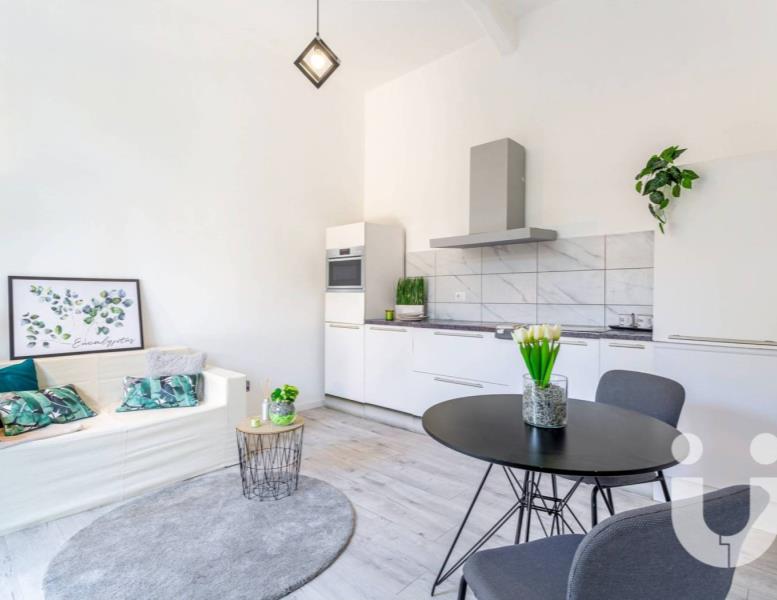 appartamento in vendita a Roma in zona Acilia