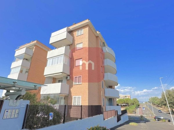 appartamento in vendita a Roma in zona Ponte di Nona