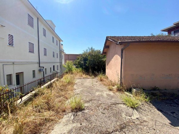 terreno agricolo in vendita a Roma in zona Torrione Cerquetta