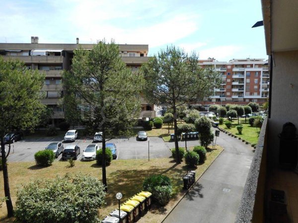 appartamento in vendita a Roma in zona Ponte di Nona