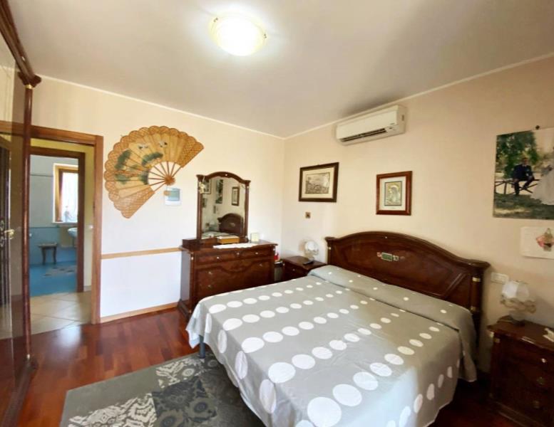 casa indipendente in vendita a Roma in zona Portuense