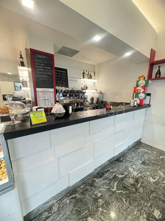 negozio in vendita a Roma in zona Trieste