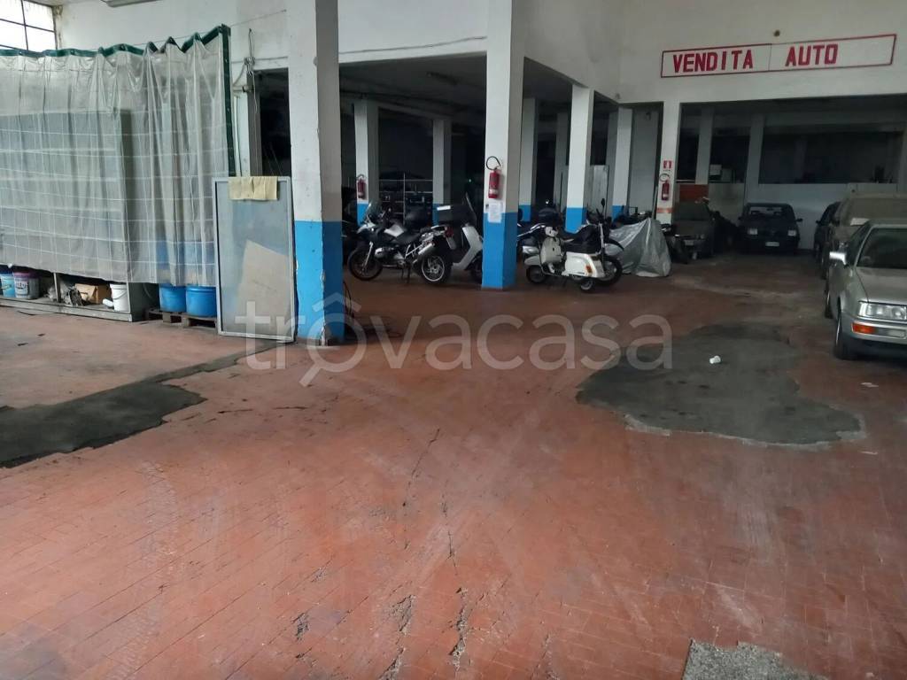 ufficio in vendita a Roma in zona Torrevecchia
