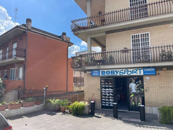locale di sgombero in vendita a Roma in zona Tor Sapienza