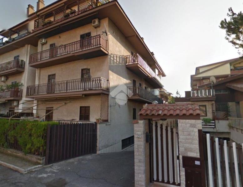 locale di sgombero in vendita a Roma