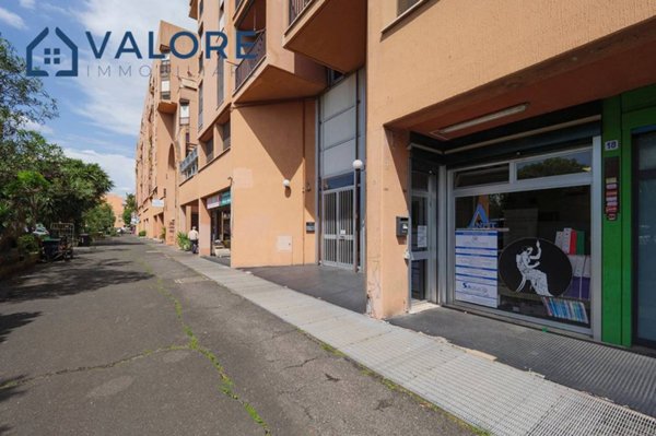 negozio in vendita a Roma in zona Monte Sacro/Talenti
