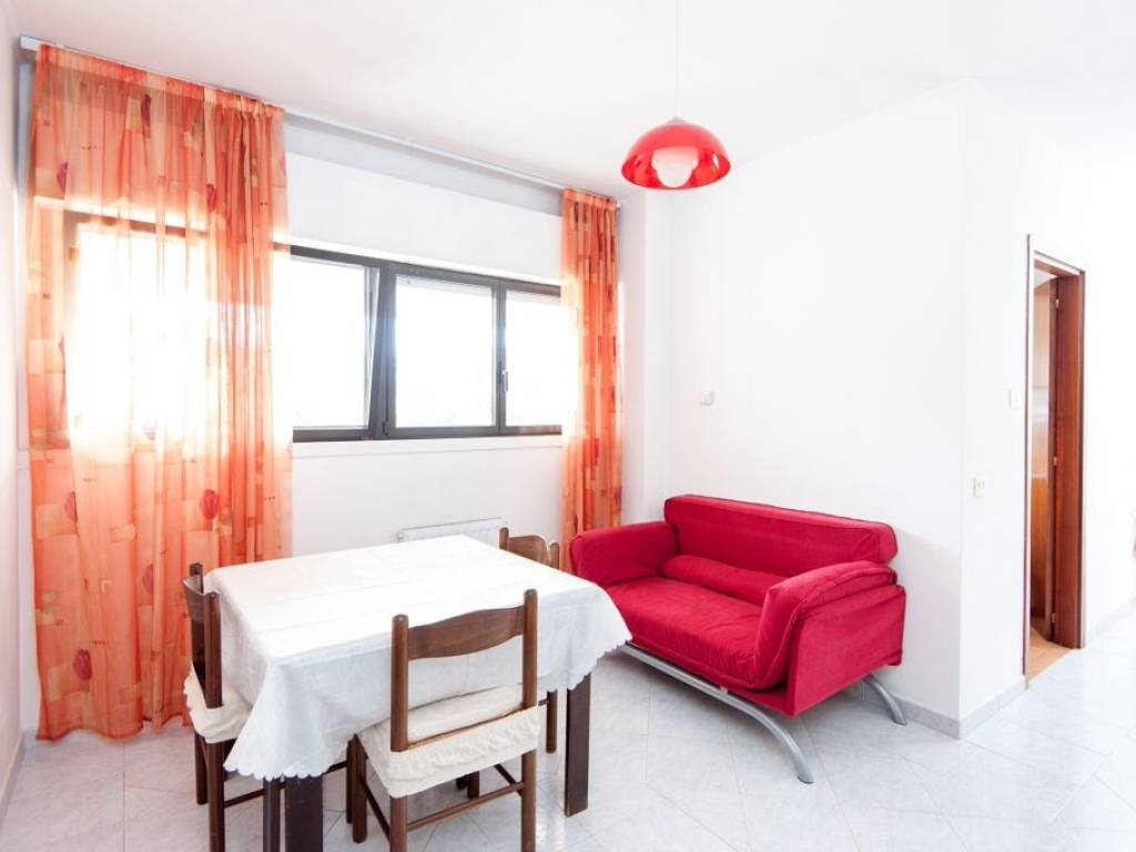 appartamento in vendita a Roma in zona Spinaceto