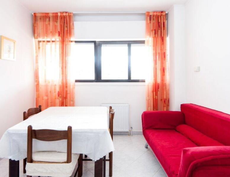 appartamento in vendita a Roma in zona Spinaceto