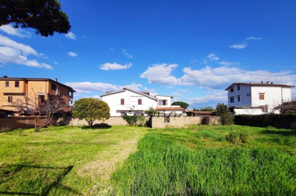 terreno agricolo in vendita a Roma in zona Casal Palocco