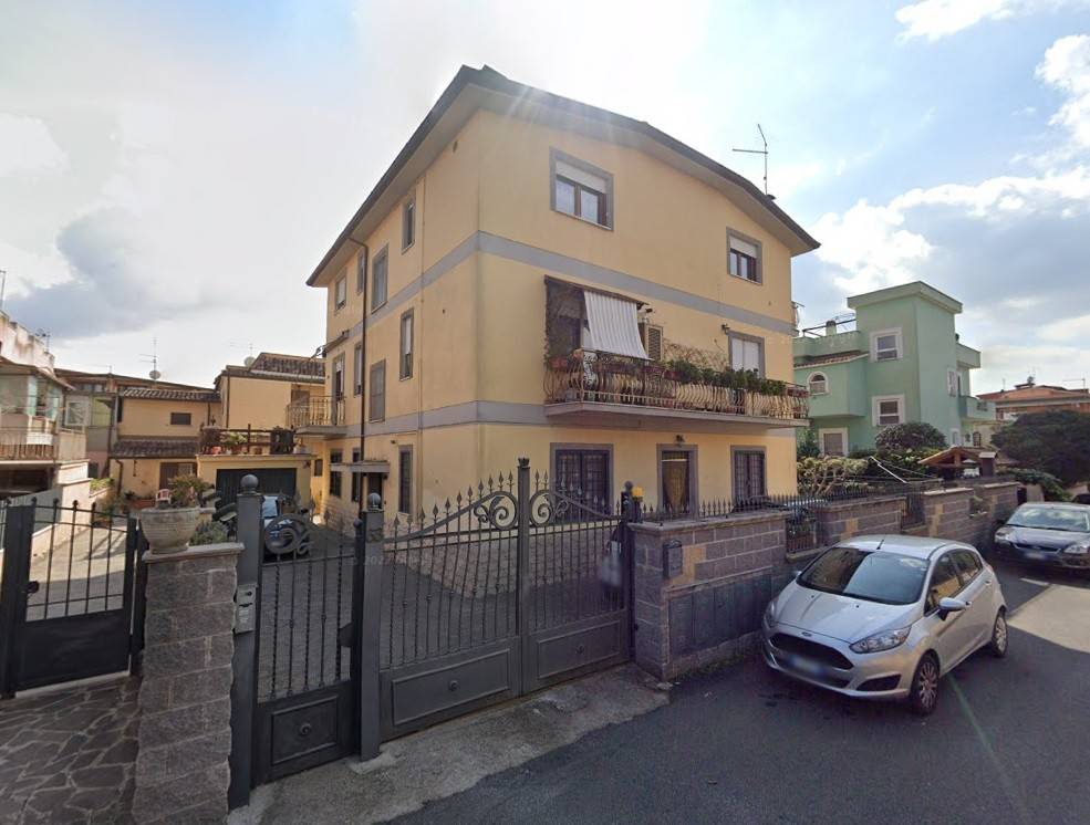 appartamento in vendita a Roma in zona Dragona/Bagnoletto