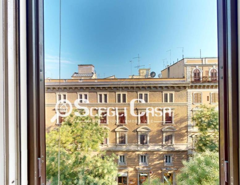 appartamento in vendita a Roma in zona Rione Prati