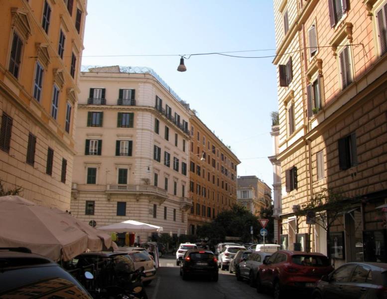 negozio in vendita a Roma in zona Rione Prati