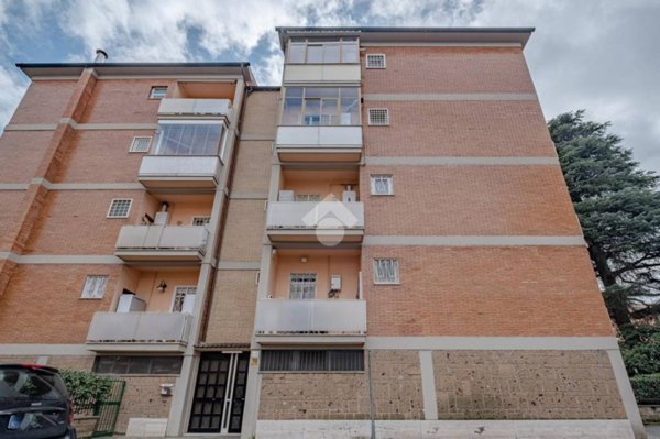 appartamento in vendita a Roma in zona Giuliano Dalmata